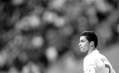 【战报】重庆狼队 3-0 XYG：重庆狼队零封XYG，向鱼金蝉首秀展现强劲实力