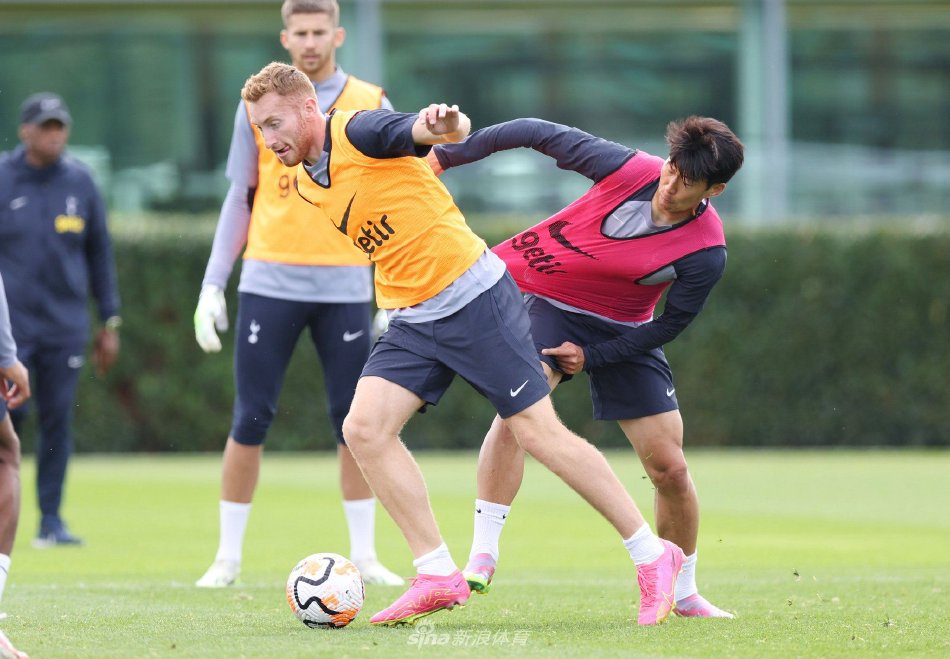 【赛后战报】弹幕时间！BLG以2比1击败AL确保前四